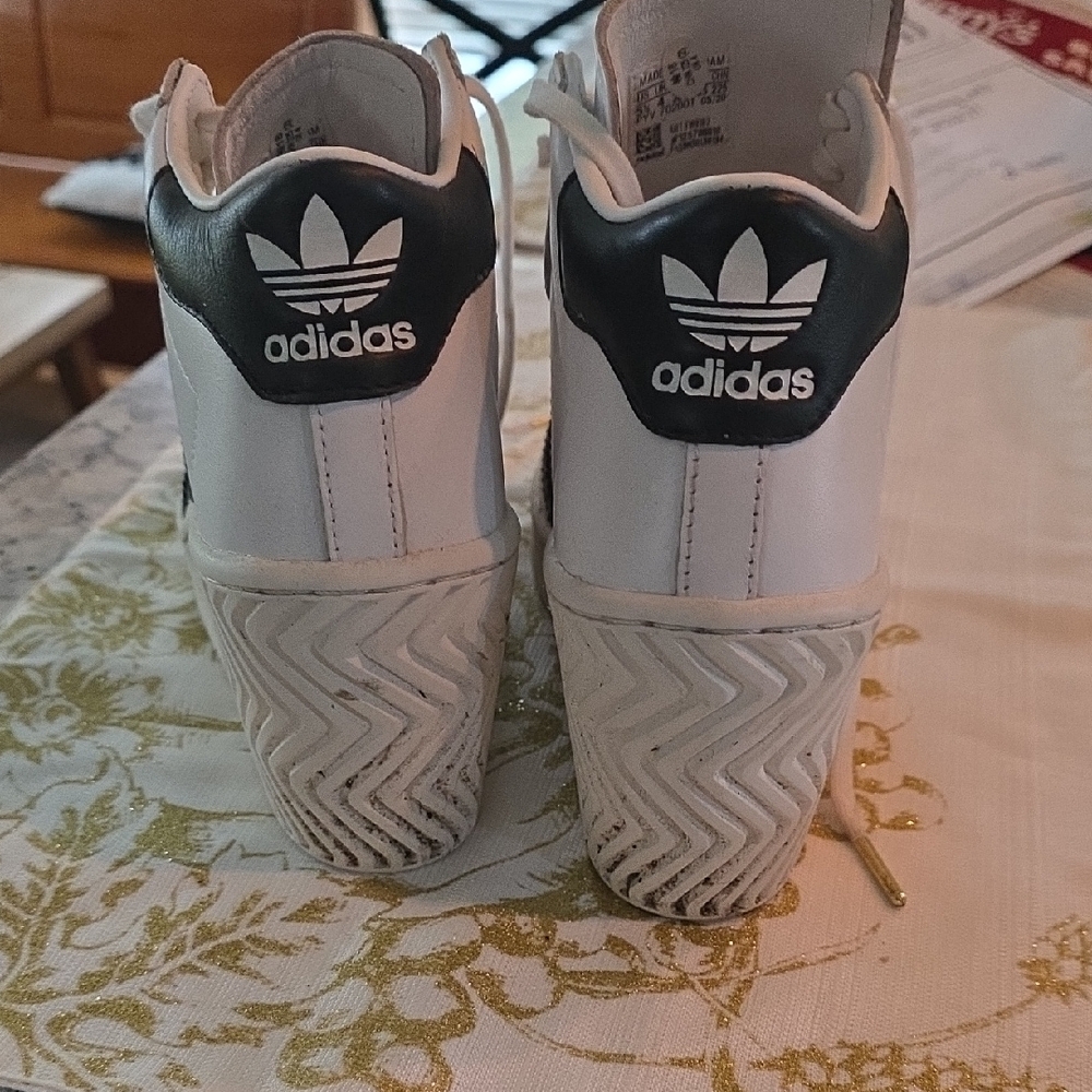 Adidas White Wedge Platform Sneakers with Black Stripes and Gold Logo - Picture 3 of 3